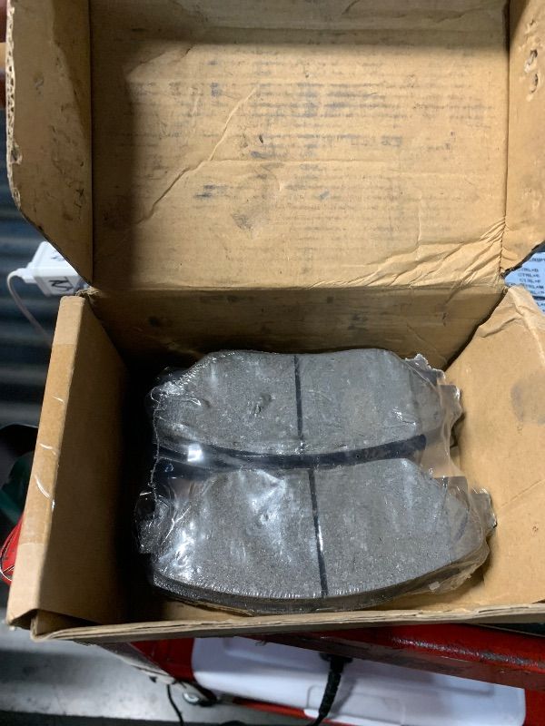 Photo 1 of ***MISSING PARTS***AnnoVinco 8PCS Front Rear Ceramic Brake Pads Replacement Kit Fits For 2006-2018 Toyota RAV4,For 2009-2010 Pontiac Vibe,For 2009-2013 Toyota Matrix(D1211 D1212)