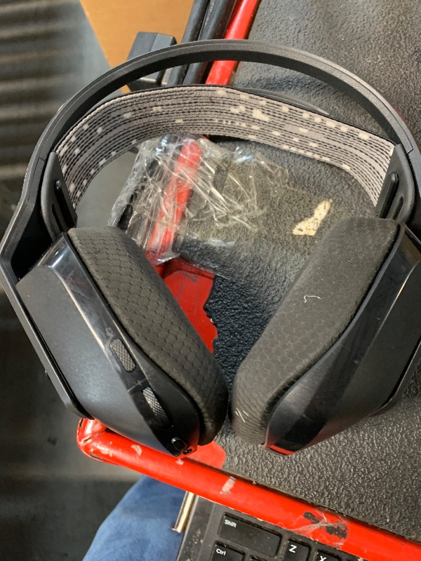 Photo 1 of ***MISSING PART***Logitech G733 Lightspeed Wireless Gaming Headset, Suspension Headband, Lightsync RGB, Blue VO!CE Mic, PRO-G Audio – Black, Gaming Headset Wireless, PC, PS5, PS4, Switch Compatible