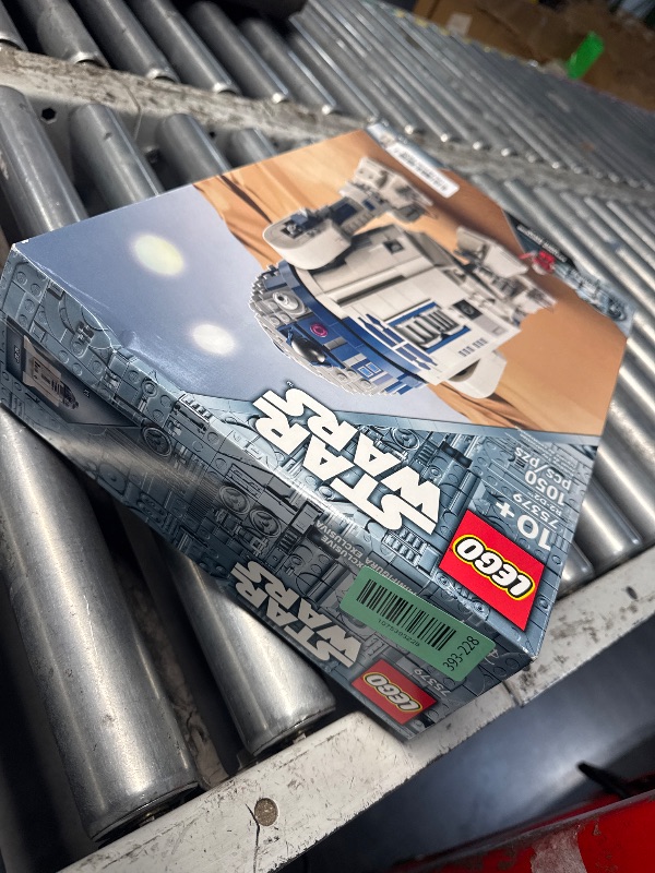 Photo 1 of ***FACTORY SEALED*** LEGO Star Wars R2-D2 Building Toy Set - Play or Display Star Wars Toy for Boys & Girls, Ages 10+ - Gift Ideas for Kids & Fans - Includes 25th Anniversary Darth Malak Minifigure - 75379