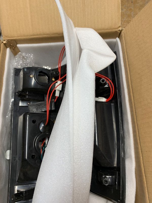 Photo 1 of (3 Pack) LED Tail Light Assembly + 3rd Brake Light Fit For 1999-2007 Ford F250 F350 F450 F550 Super Duty Styleside, Taillights w/High Mount Stop Light Smoke Lens Only Fit Factory Incandescent Models