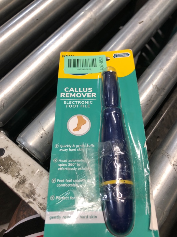 Photo 1 of ***HEAVILY USED***
Dr. Scholl's Callus Remover Electronic Foot File, Electric Hard Skin Removal for Feet, Effortless Soft Smooth Skin in Minutes, Perfect for Travel, for Women & Men, AAA Batteries Included
