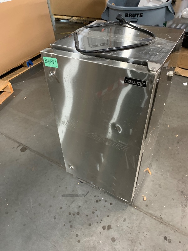 Photo 1 of ***DAMAGED - SEE NOTES/PICTURES***
Newair 15" Undercounter Nugget Ice Maker, Pebble Ice Maker Producing 66 lbs. Daily, Built-in or Freestanding in Stainless Steel, Sonic Ice Makers for Home, Bar, Restaurant