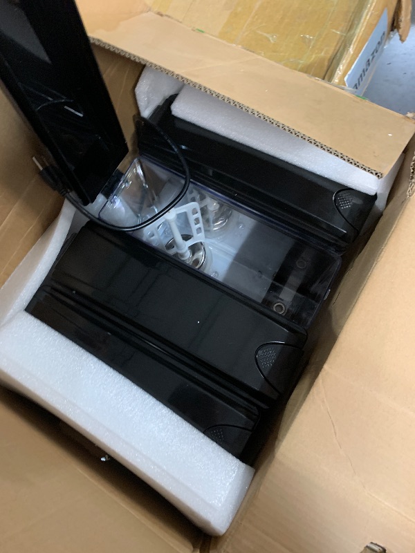 Photo 1 of ***MISSING HARDWARE**
VEVOR Commercial Beverage Dispenser, 4 Tanks 10 L / 10.6 QT Per Tank Juice Dispenser, 430W Stainless Steel Ice Tea Drink Machine with 45°F-54°F Cooling Temperature, for Cold Drink Restaurant Bar Party