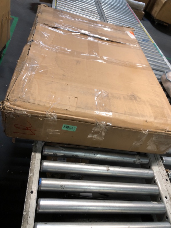 Photo 1 of ***MISSING PARTS***
***PARTIAL SET - PRICE ADJUSTED***
Garvee Wood Dining Table Set for 4 with Upholstered Chairs, Kitchen Table Chairs Set of 4 with Corner Protector, Dining Room Table Set for 4, for Kitchen, Apartment, Retro Gray