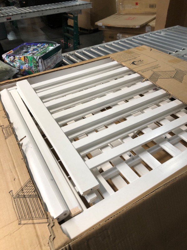 Photo 1 of ***DAMAGED - SEE NOTES/PHOTO***Dream On Me Violet 7-in-1 Convertible Full-Size Baby Crib with Toddler, Day & Full Bed Conversion in White, GreenGuard Gold & BSA, 3 Mattress Heights, Sustainable Pinewoo