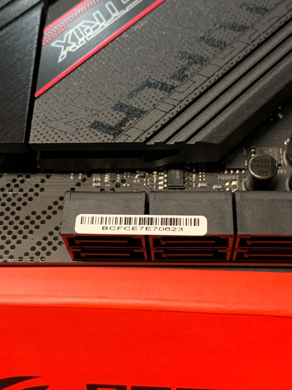 Photo 1 of *** COVER TO CPU IS BROKEN***
Asus ROG Strix B550-F Gaming WiFi II AMD AM4 (3rd Gen Ryzen) ATX Gaming Motherboard (PCIe 4.0,WiFi 6E, 2.5Gb LAN, BIOS Flashback, HDMI 2.1, Addressable Gen 2 RGB Header and Aura Sync)