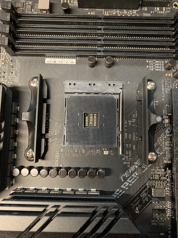 Photo 1 of *** COVER TO CPU IS BROKEN***
Asus ROG Strix B550-F Gaming WiFi II AMD AM4 (3rd Gen Ryzen) ATX Gaming Motherboard (PCIe 4.0,WiFi 6E, 2.5Gb LAN, BIOS Flashback, HDMI 2.1, Addressable Gen 2 RGB Header and Aura Sync)