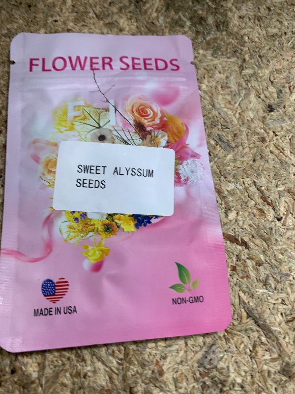 Photo 1 of 10 Magnolia Flower Seeds for Planting, Mixed Color Perennial Yulania Flower Seed, Non-GMO Heirloom Magnolia Flower Seeds for Home Garden Outdoor