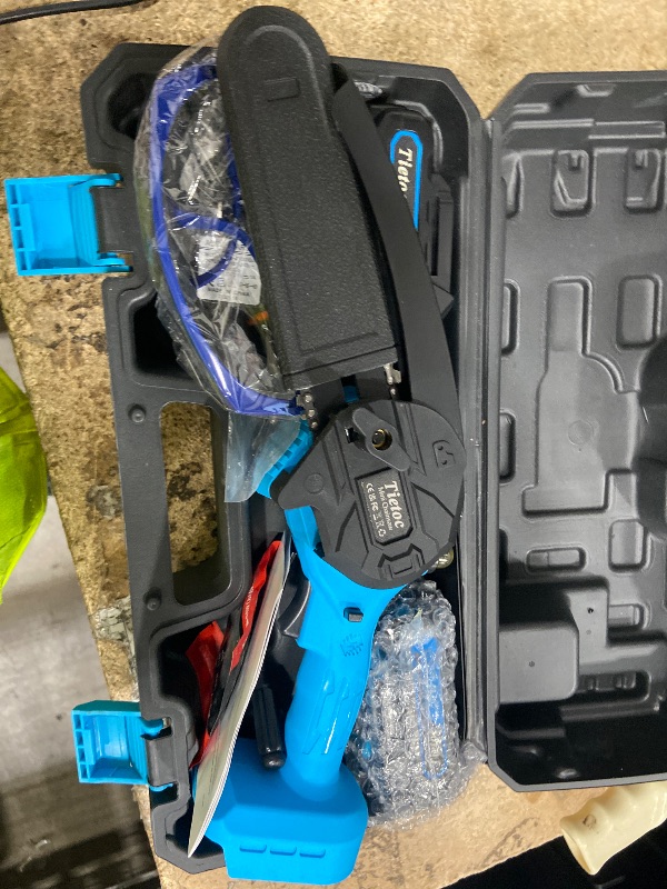 Photo 1 of ***COULD NOT GET TO POWER ON****Mini Chainsaw Cordless, 8 Inch & 6 Inch Portable Electric Chainsaw,Battery Powered Handheld Power Chain Saw with 2 Batteries and Auto Oil,Gifts for Father, Dad, Husband, Men