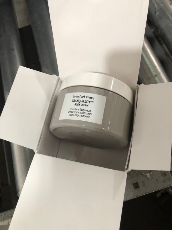 Photo 1 of [ comfort zone ] Tranquillity Body Cream, Aromatic Nourishing Moisturizer, Hydrates, Silky Feel, Relieves Stress, Clean Beauty, Vanilla, Cedarwood, Sweet Orange, Very Dry Skin, 6.27 Fl Oz