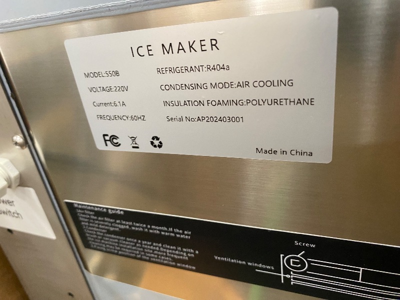 Photo 1 of (top only, missing fridge container) Commercial Ice Maker Machine 550 LB/24H, 30 in Wide Ice Machine with 440.9 LB Large Storage Bin, Clear Ice Cube Air Cooled Stainless Steel Ice Maker for Bar/Cafe/Restaurant/Business, 1340W