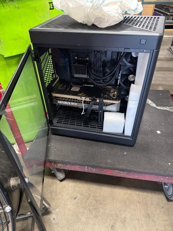 Photo 1 of **missing CPU and RAM components, GPU Damaged**

ZOTAC MEK Gaming PC Desktop, NVIDIA GeForce RTX 5090 32GB GDDR7, AMD Ryzen 7 9800X3D Up to 5.2GHz, 32GB DDR5, 2TB NVMe SSD, 1200W 80+ Gold PSU, WiFi 7, Windows 11 Pro