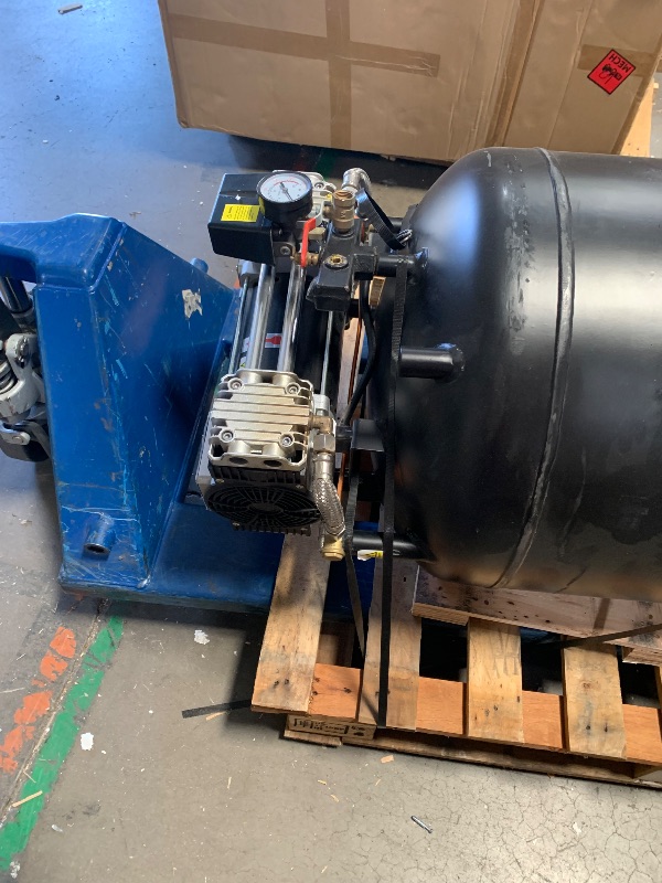 Photo 1 of **** PARTS ONLY , DAMAGED PIECE *** VEVOR 80 Gallon Air Compressor, 145PSI Oil Free Stationary Compressor Tank, 6.5HP 15.5SCFM@90 PSI, Quiet Compressor for Industrial Manufacturing, Workshops (220V/60Hz Single-Phase Power)