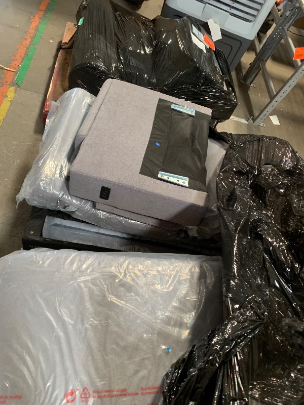 Photo 1 of ************MISSING PIECES***************
YITAHOME Sectional Sleeper Sofa with Pull Out Couch Bed, 81" Convertible Sleeper Sofa with Adjustable Backrest, Sofa Bed Sleeper Couch with Armrest & USB Port, Grey