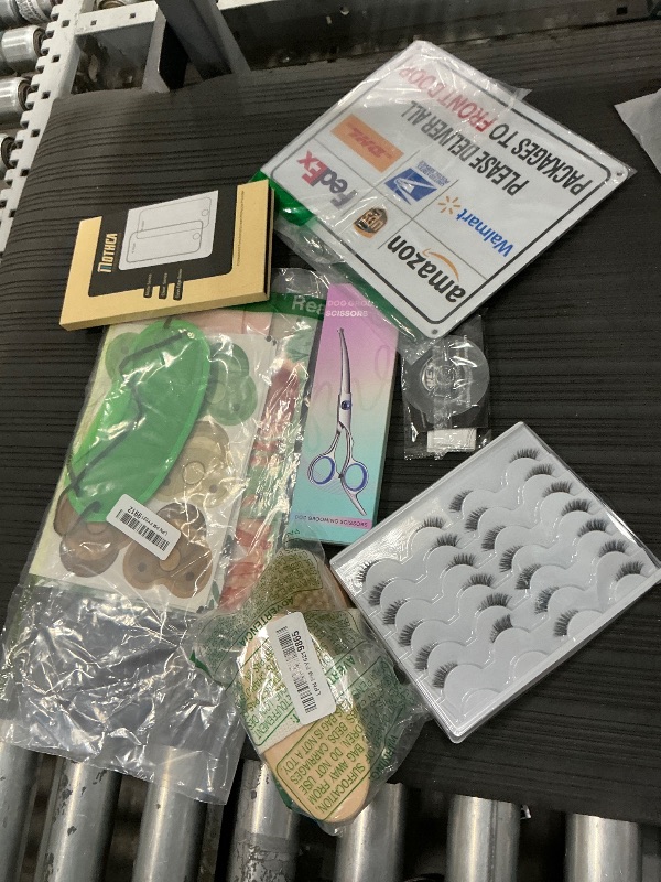 Photo 1 of  ASSORTED MISC ITEMS 