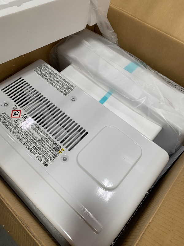 Photo 1 of ***FACTORY SEALED*** Midea 12,000 BTU U Shaped Smart Inverter Window Air Conditioner - Cools 550 Sq Ft, Ultra Quiet with Open Window Flexibility - Alexa/Google Assistant Compatible - 35% Energy Savings, Remote (Updated)