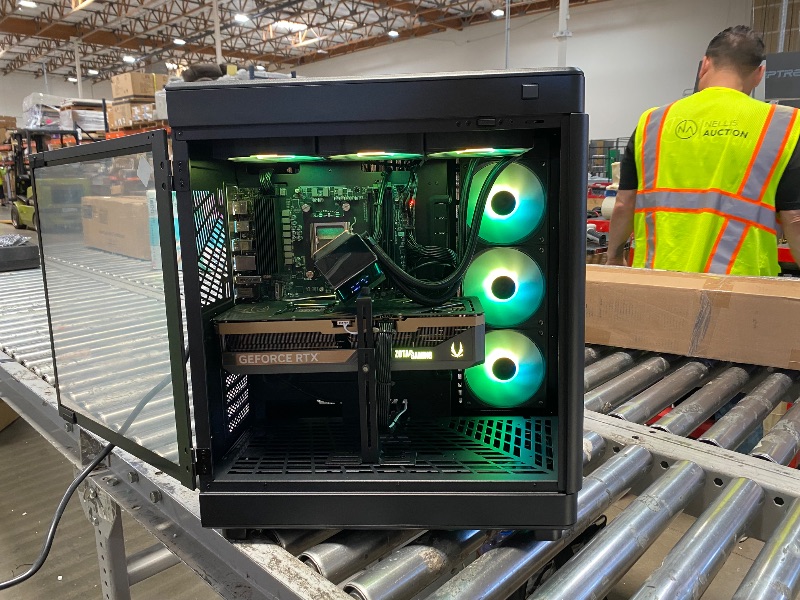 Photo 1 of **minor damage to core boost pc**
ZOTAC MEK Gaming PC Desktop, NVIDIA GeForce RTX 5090 32GB GDDR7, AMD Ryzen 7 9700X Up to 5.5GHz, 32GB DDR5, 2TB NVMe SSD, 1200W 80+ Gold PSU, WiFi 7, Windows 11 Pro