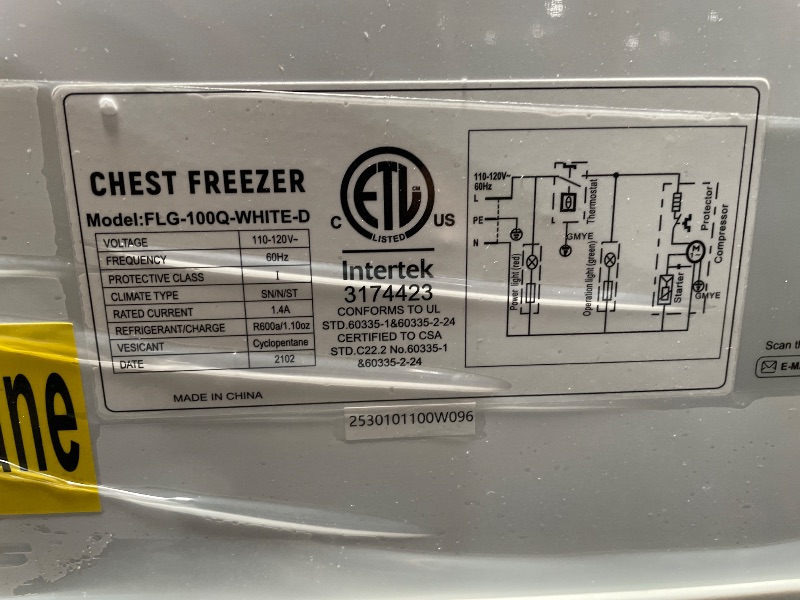 Photo 1 of ***************FOR PARTS ONLY- TURNS ON, DOES NOT GET COLD************
7.0 Cu.ft Chest Freezer, Top Open Door Deep Freezer with 7 Adjustable Thermostat (-18°F to 50°F), Compact Freezer with Removable Basket for Home/Garage/Office, White