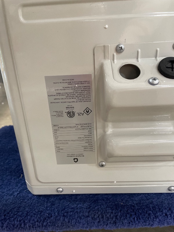 Photo 1 of **PARTS ONLY*** Garvee 12000 BTU Mini Split Air Conditioner,19 SEER2 Ductless Inverter AC w/ 115V, Cool Up to 750 Sq. Ft with Heat Pump System,White