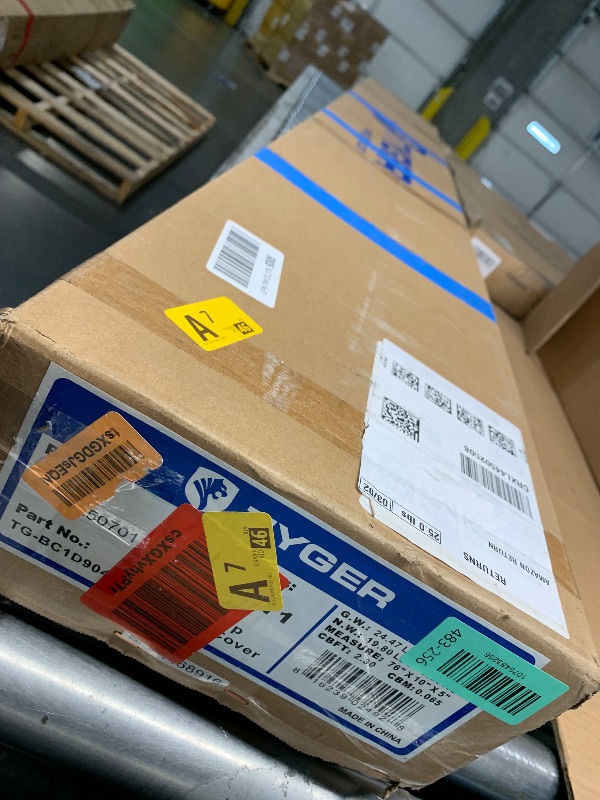 Photo 1 of ***STOCK PHOTO FOR REFERENCE ONLY***
***MISSING PARTS***
Tyger Auto T1 Soft Roll-up Truck Bed Tonneau Cover Compatible with 2019-2026 Ram 1500 (Not Fit 19-24 Classic) | 5'7" (67") Bed | TG-BC1D9046