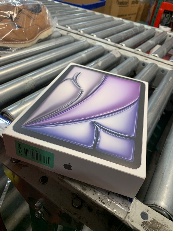 Photo 1 of ***ICLOUD LOCKED FOR PARTS***
Apple iPad Air 11-inch with M3 chip Built for Apple Intelligence, Liquid Retina Display, 128GB, 12MP Front/Back Camera, Wi-Fi 6E, Touch ID, All-Day Battery Life — Space Gray