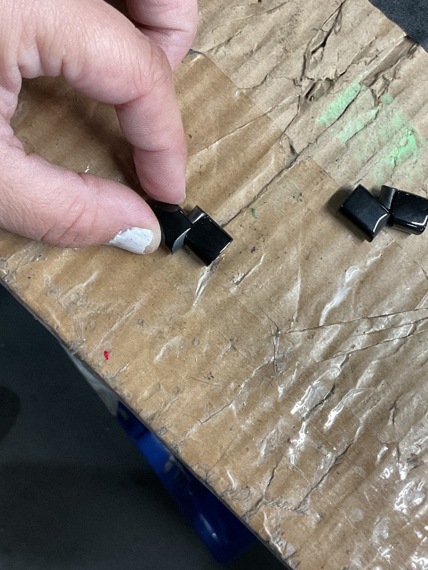 Photo 1 of ***HAVE TO SLIDE EACH ON VERTICALLY UP AND DOWN***
uxcell 6Pcs 10mmx5mm Flat Leather Clasps, Jewelry Bracelet Clasps Flat Closure End Caps for Jewelry Bracelet Craft Making Supplies DIY, Black