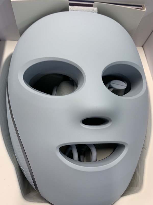 Photo 1 of ***FACTORY SEALED - OPENED FOR INSPECTION***v Shark CryoGlow LED Face Mask with Under-Eye Cooling, Anti-Ageing & Blemish Repair, Red & Blue LED, Infrared Light Therapy, USB-C, Remote Control, Storage Bag, Blue Frost, FW312