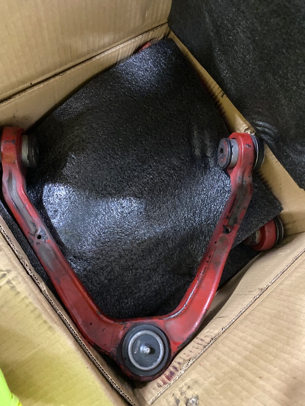 Photo 1 of Front Upper Control Arms for 1999-2006 Chevy Silverado/GMC Sierra 1500, Chevy Tahoe Avalanche Express, GMC Savana Yukon, Cadillac Escalade, OE-Upgrade Forged Design - K80942, Wrinkle-Red