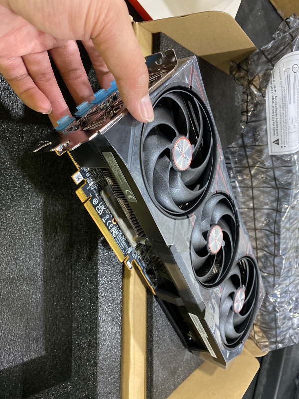 Photo 1 of Sapphire Pulse AMD Radeon™ RX 9070 XT Gaming 16GB Dual HDMI/Dual DP