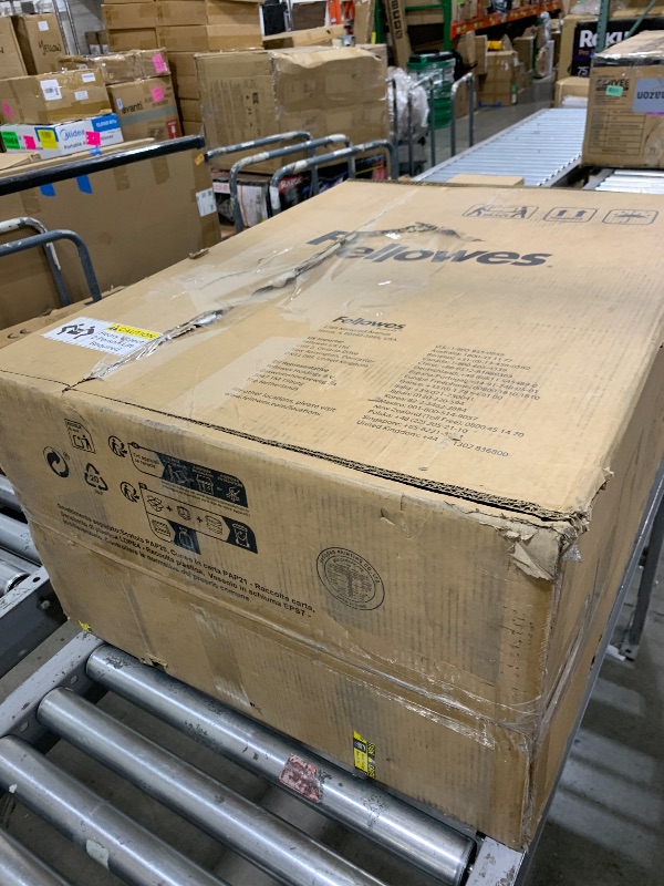 Photo 1 of Fellowes Powershred 125Ci 20-Sheet Crosscut Shredder