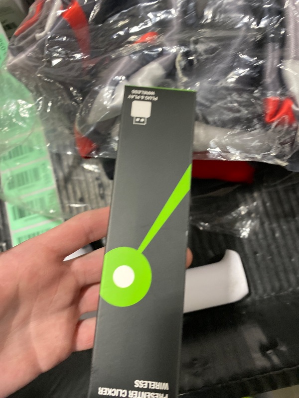 Photo 1 of Air Mouse Green Presentation Remote Control USB Rechargeable Presentation Clicker Wireless Presenter RF 2.4 GHz Powerpoint Clicker Slide Advancer Changer Mac/Laptop/Computer