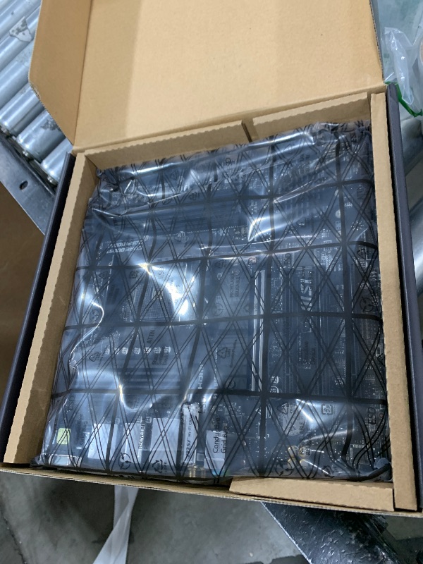 Photo 1 of MSI PRO B550M-VC WiFi ProSeries Motherboard (AMD Ryzen 5000 Series, AM4, DDR4, PCIe 4.0, SATA 6Gb/s, M.2, USB 3.2 Gen 2, HDMI/DP, Wi-Fi 6E, Bluetooth 5.2, mATX)