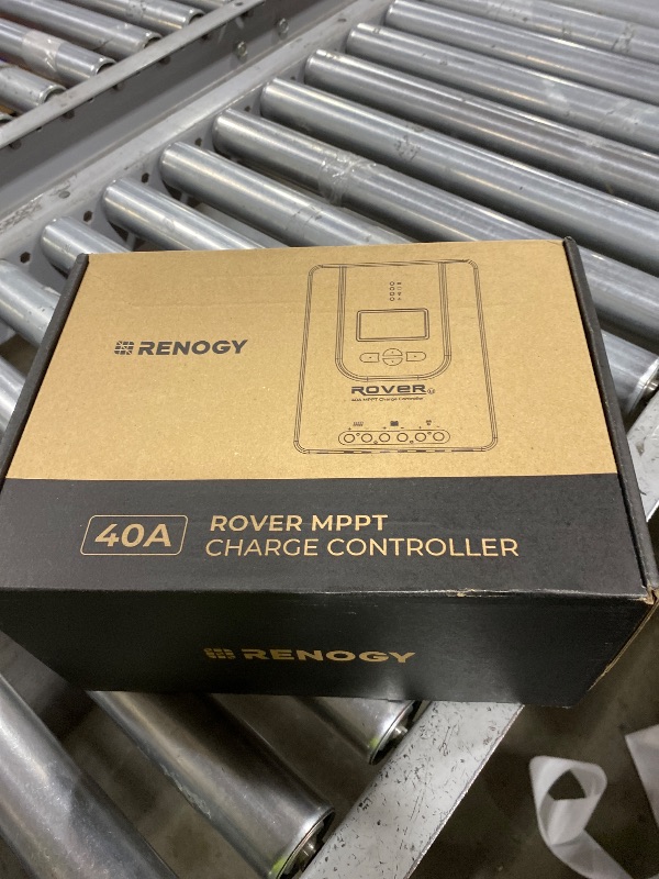 Photo 1 of **SCREEN DAMAGED** Renogy Solar Charge Controller Rover 40A 12V24V Auto Parameter DC Input MPPT Charge Controllers for Solar Panels Adjustable LCD for Gel Sealed Flooded Lithium Battery