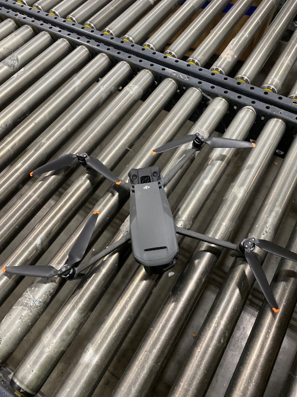 Photo 1 of FOR PARTS, DOES NOT FUNCITION ***************DJI Mavic 3 Classic (Drone Only), Drone with 4/3 CMOS Hasselblad Camera, 5.1K HD Video, 46-Min Flight Time, Omnidirectional Obstacle Sensing, Remote Controller Sold Separately, FAA Remote ID Compliant