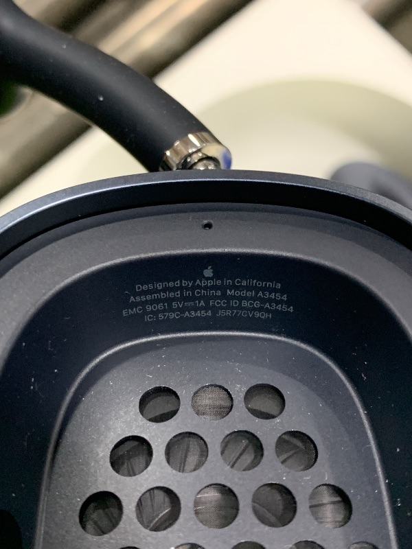 Photo 1 of Apple AirPods Max 2 Wireless Over-Ear Headphones, Active Noise Cancellation, Adaptive Audio, Personalized Spatial Audio, Live Translation, Bluetooth Headphones for iPhone – Midnight