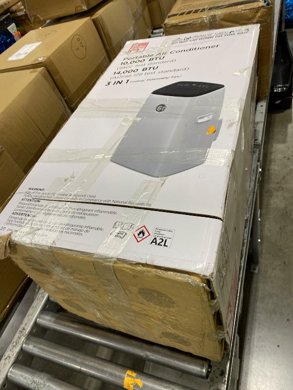 Photo 1 of Humhold 14000BTU Portable Air Conditioners with Remote Control, Dehumidifier & Fan Mode, Floor Stand up Cooling Portable AC Unit for Large Room up to 700 sq.ft, Sleep,Timer & Auto Swing Function
