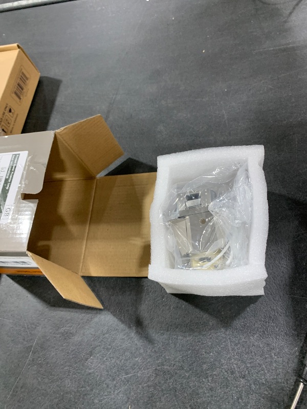 Photo 1 of Araca 5J.JHN05.001 (OEM Original Bulb Inside) Projector Lamp with Housing for BenQ W1700 W1700S W1720 TK800 TK800M HT2550 HT2550M Replacement Projector Lamp