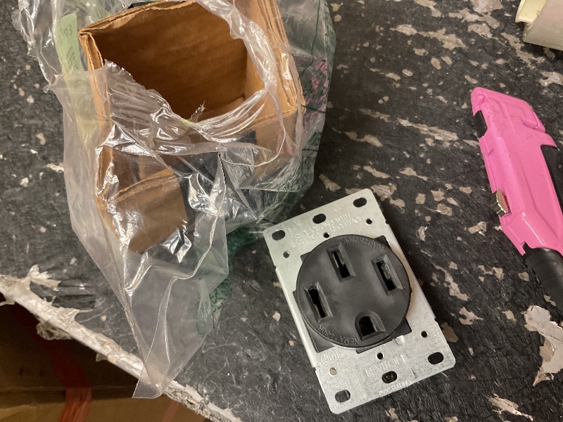 Photo 1 of Hubbell HBL9450A Straight Blade Device Receptacle, RTP, Industrial Grade, 3-Pole 4-Wire Grounding, 50A 125/250V, 14-50R