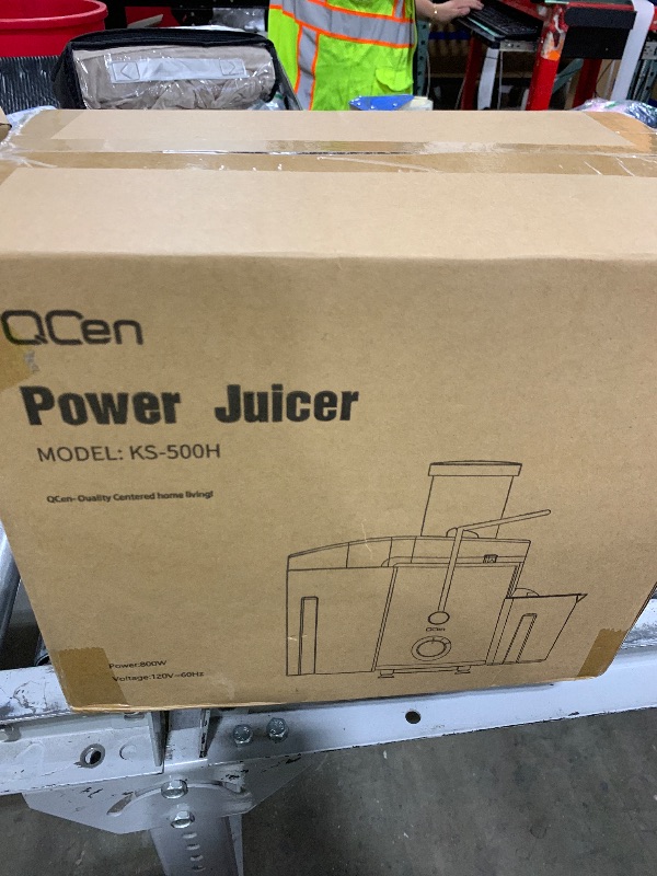 Photo 1 of Juicer Machine, 800W Centrifugal Juicer Extractor with Wide Mouth for Fruit Vegetable, Easy to Clean, Stainless Steel, BPA-free (Black)