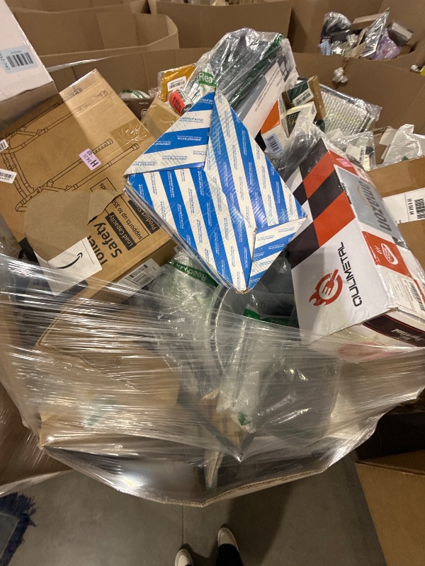 Photo 1 of Nellis Variety Box: Pallet | See Notes for Details