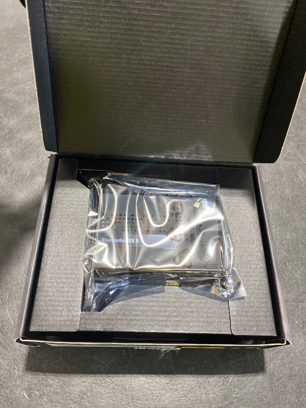Photo 1 of ASUS ThunderboltEX 5 Expansion Card – Dual Thunderbolt™ 5 USB-C Ports, 120Gbps Bandwidth, DisplayPort™ 2.1, PCIe 4.0 x4, USB4®, Compatible for Intel 800 Series Motherboards