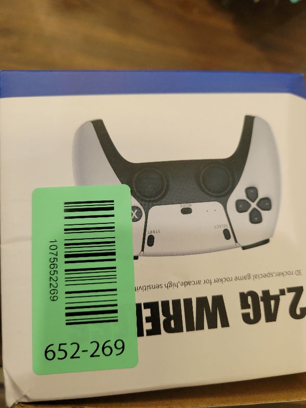 Photo 1 of 2026 New Wireless Retro Game Console
