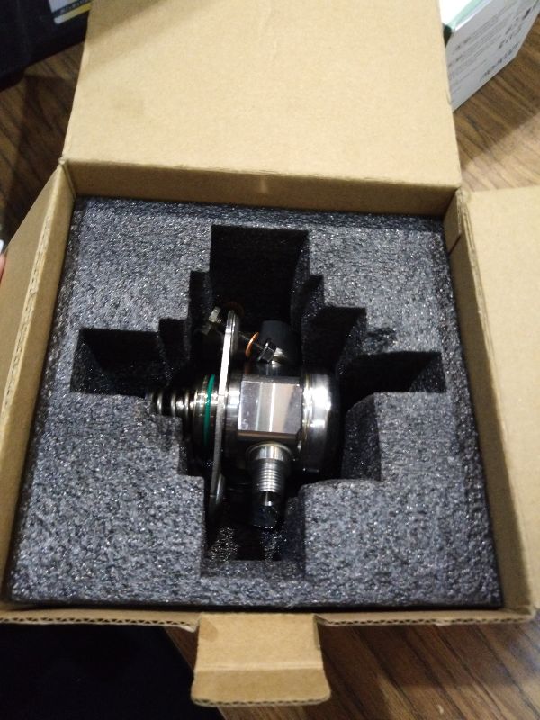 Photo 1 of 12626234 High Pressure Fuel Pump Compatible with Buick LaCrosse Enclave Allure,for Cadillac CTS/CTS,for Camaro Traverse,for GMC Acadia,for Saturn Outlook,V6 3.6L 12658552 12614934 12647344