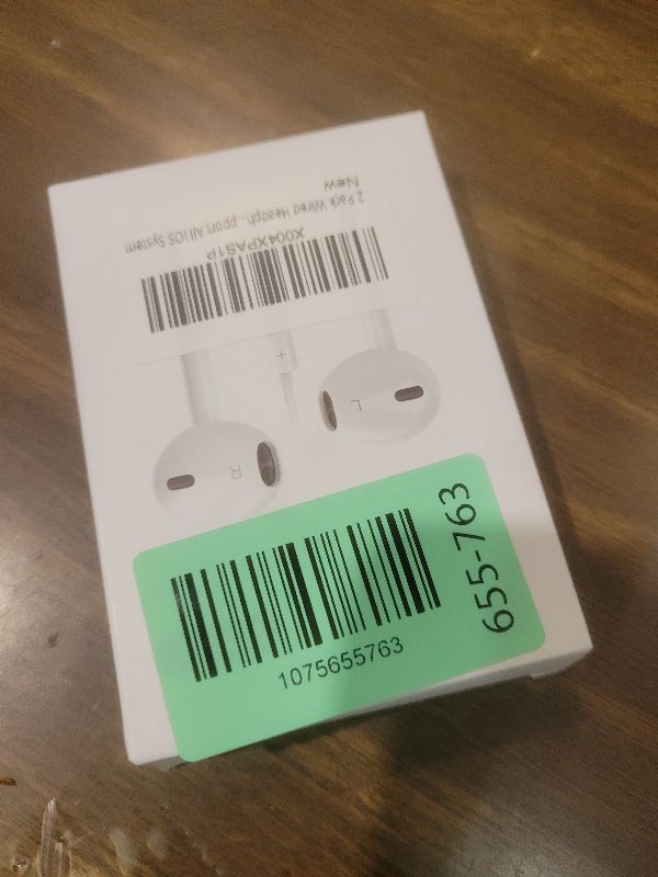 Photo 1 of 2 Pack Wired Headphones for iPhone Earbuds Built-in Microphone & Volume Control Nosie Reduction Headsets Compatible with iPhone 14/13/12/11/XR/XS/X/8/7/SE/Pro/Pro Max/Support All iOS System