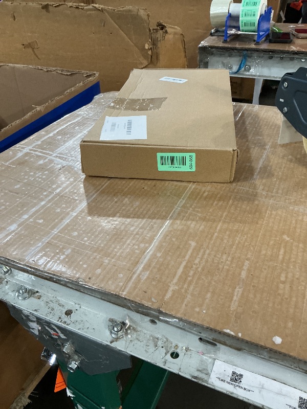 Photo 1 of ***MISSING PARTS***
MECESOR Dual Reptile Lamp Stand,15.7-74.3 Inch Height Adjustable Reptile Light Stand,360° Sewing Flexible Arms,Heat Lamp Stand for Reptiles Tank,Terrariums,Amphibian Cages&Plants