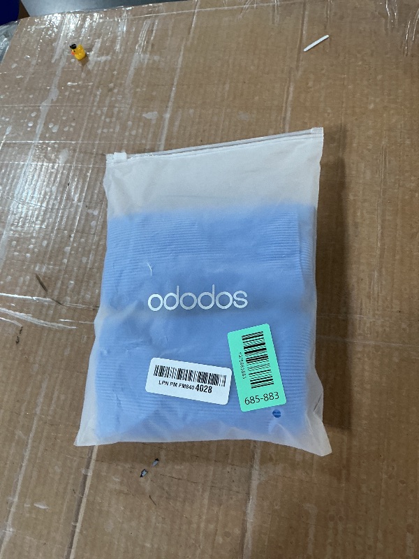 Photo 1 of ** only comes with two blue tank tops **
ODODOS 3-Pack Seamless Sports Bra for Women Ribbed Camisoles Non Padding Yoga Bra Crop Tank Tops, Black+Navy+Blue, Large
