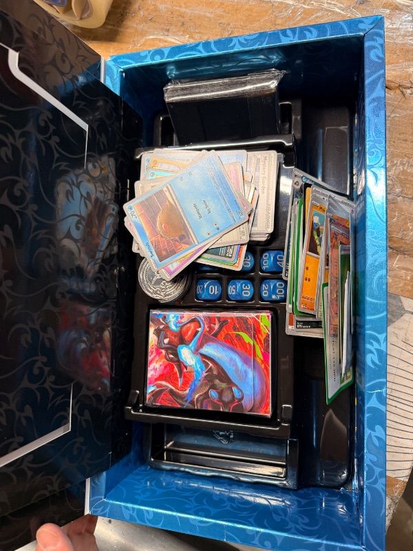 Photo 1 of * Pokemon Miscellaneous Card Bundle* (FOR PARTS ONLY//MISSING PCS)
Pokémon Packs Missing Cards