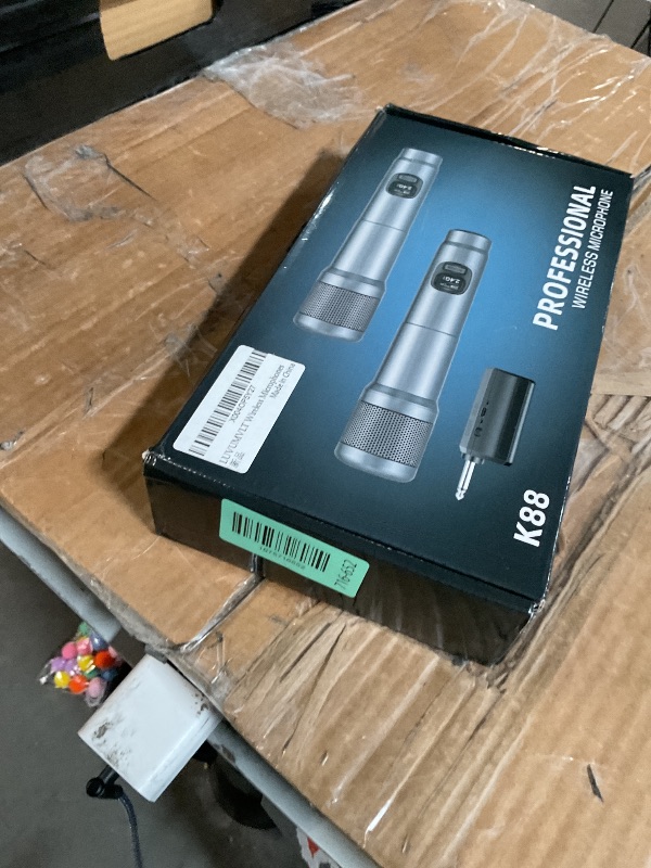 Photo 1 of (missing receiver) LUVUMVLT Wireless Microphone, Dual Handheld Dynamic Mic with Rechargeable Receiver, 40H Duration, 200ft Range, Plug and Play, Karaoke Microphone for Singing, Karaoke, Meeting, Church, Wedding