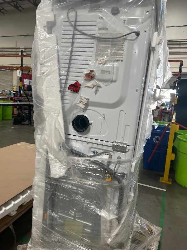 Photo 1 of ***TRUCK/TRAILER PICKUP ONLY***Samsung Bespoke AI Laundry Hub™ Large Capacity 4.6 cu. ft. Single Unit Washer with Steam Wash and 7.6 cu. ft. Gas Dryer in White, WH46DBH100GWA3
