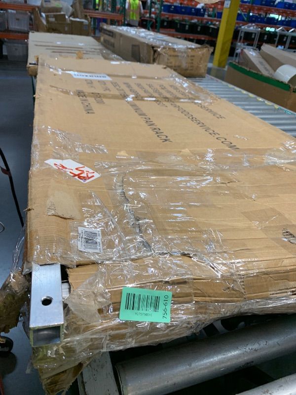 View 3 of ***MISSING PARTS***New Star Foodservice 36527 Commercial-Grade Aluminum 20-Tier Sheet Pan/Bun Pan Rack, 26" L x 20" W x 69" H with Brake Wheels Silver